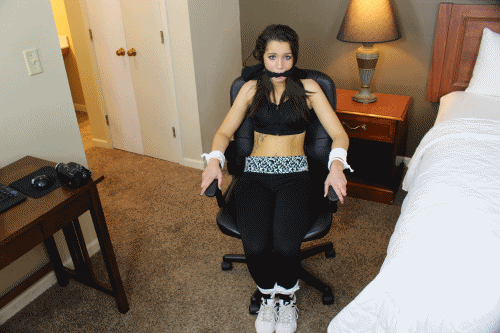 www.boundinthemidwest.com - Vanessa Struggling Workout in Chair thumbnail